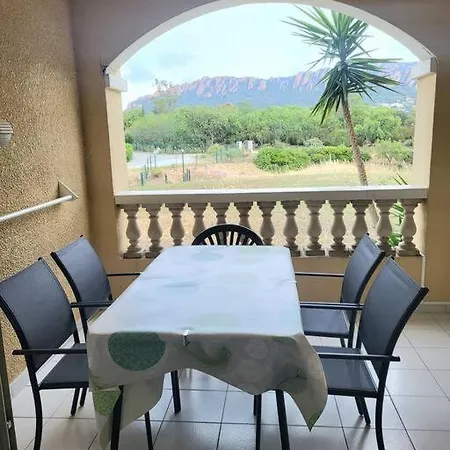 Апартаменты Studio Cabine Cap Esterel
