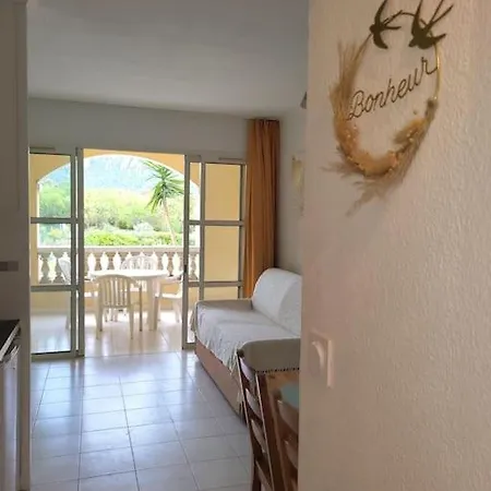 Апартаменты Studio Cabine Cap Esterel Сен-Рафаэль